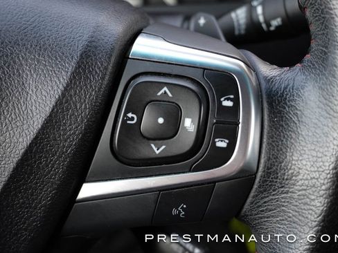 Used 2016 Toyota Camry SE image 28