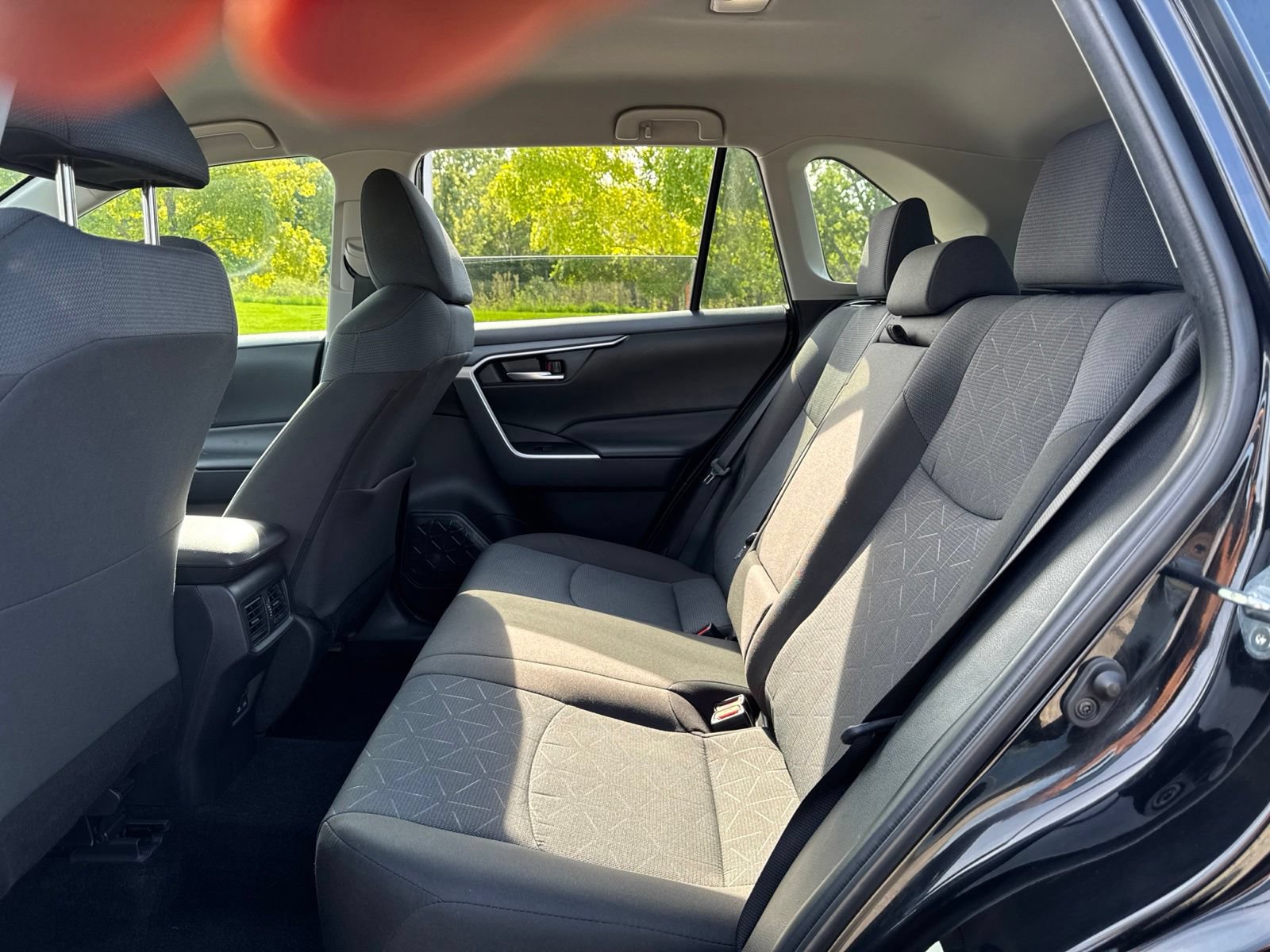 Used 2025 Toyota RAV4 XLE FWD image 14