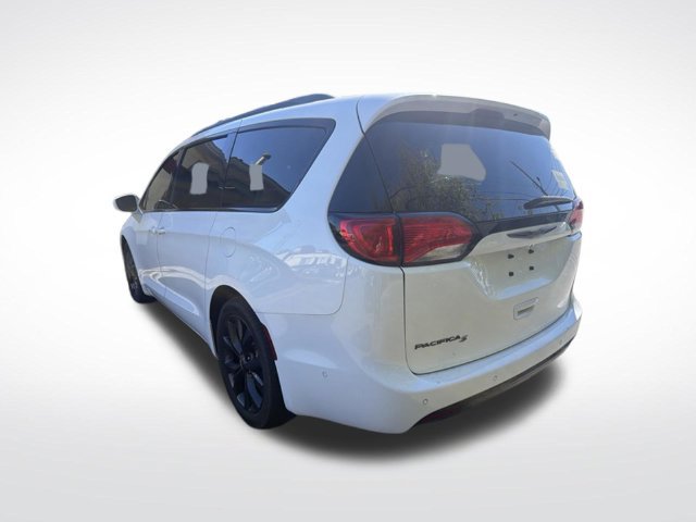 Used 2020 Chrysler Pacifica Touring-L w/ Advanced Safetytec Group FWD image 3