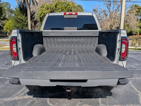 Used 2018 GMC Sierra 1500 Denali w/ Denali Ultimate Package image 12