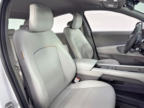 Used 2023 Hyundai Ioniq 6 SEL image 37