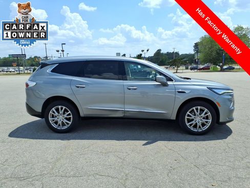 Used 2023 Buick Enclave Essence w/ Experience Buick Package FWD image 6