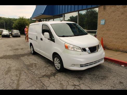 Used 2017 Nissan NV200 SV w/ Technology Package FWD image 1