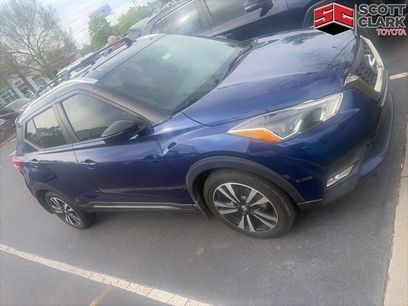 Used 2019 Nissan Kicks SR w/ Exterior Package