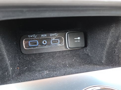 Used 2019 Jeep Grand Cherokee Limited w/ Luxury Group II RWD image 32