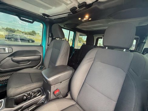 Used 2020 Jeep Wrangler Unlimited Sport AWD/4WD image 13