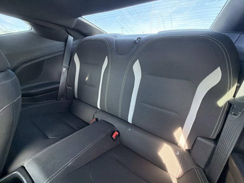 Used 2019 Chevrolet Camaro SS RWD image 18