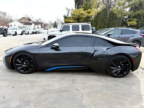 Used 2015 BMW i8 image 4
