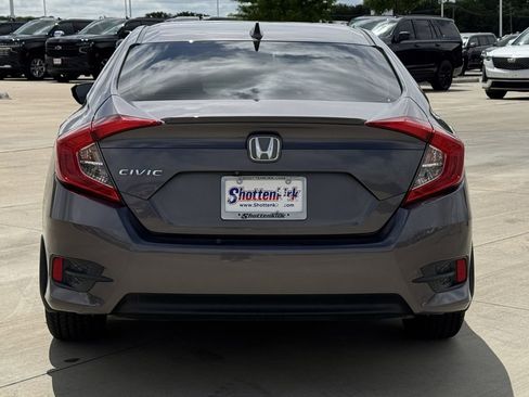 Used 2018 Honda Civic EX-T image 5