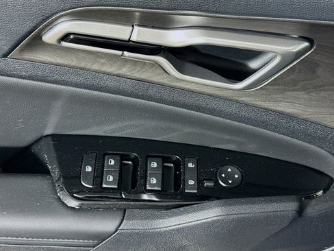 Certified 2025 Kia Sportage X-Line AWD/4WD image 18
