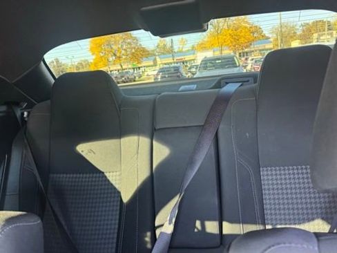 Used 2021 Dodge Challenger SXT w/ Driver Convenience Group image 14