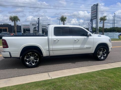 Used 2019 RAM 1500 Limited AWD/4WD image 4