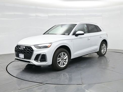 Used 2023 Audi Q5 2.0T Premium w/ Convenience Package AWD/4WD image 54