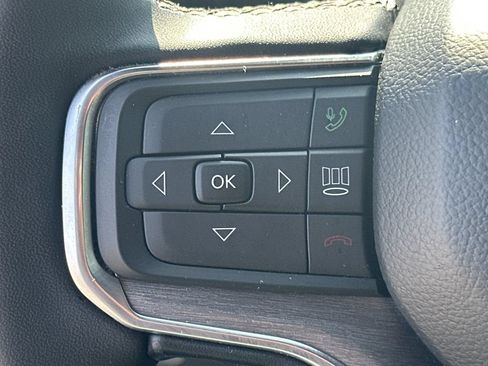 Used 2024 Jeep Wagoneer Series II w/ Convenience Group I AWD/4WD image 26
