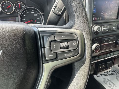 Used 2020 Chevrolet Silverado 1500 LT AWD/4WD image 21