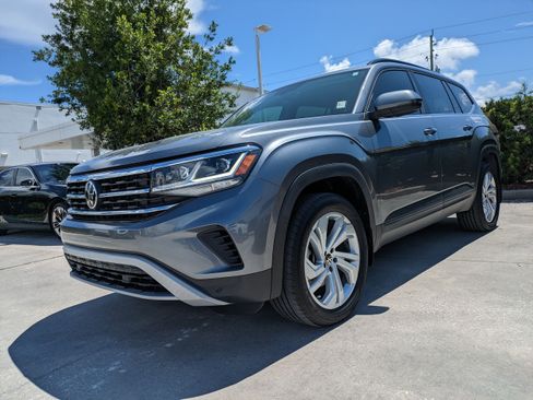 Certified 2023 Volkswagen Atlas SE FWD image 8