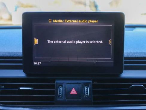 Used 2019 Audi Q5 2.0T Premium w/ Convenience Package image 33