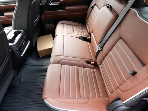 New 2026 GMC Sierra 2500 Denali Ultimate w/ Max Trailering Package image 23