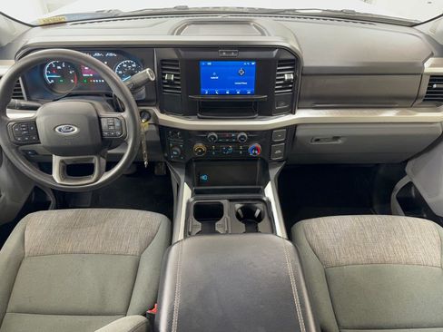 Used 2025 Ford F250 XLT w/ FX4 Off-Road Package AWD/4WD image 17
