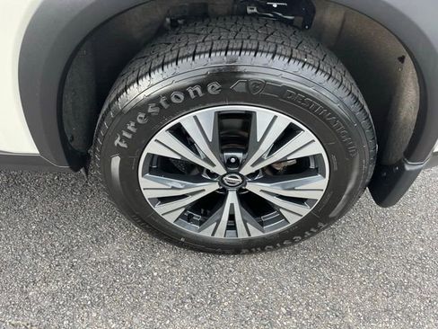 Used 2021 Nissan Rogue SV AWD/4WD image 27