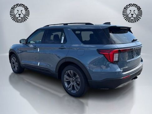 New 2026 Ford Explorer Active w/ Active Comfort Package AWD/4WD image 7