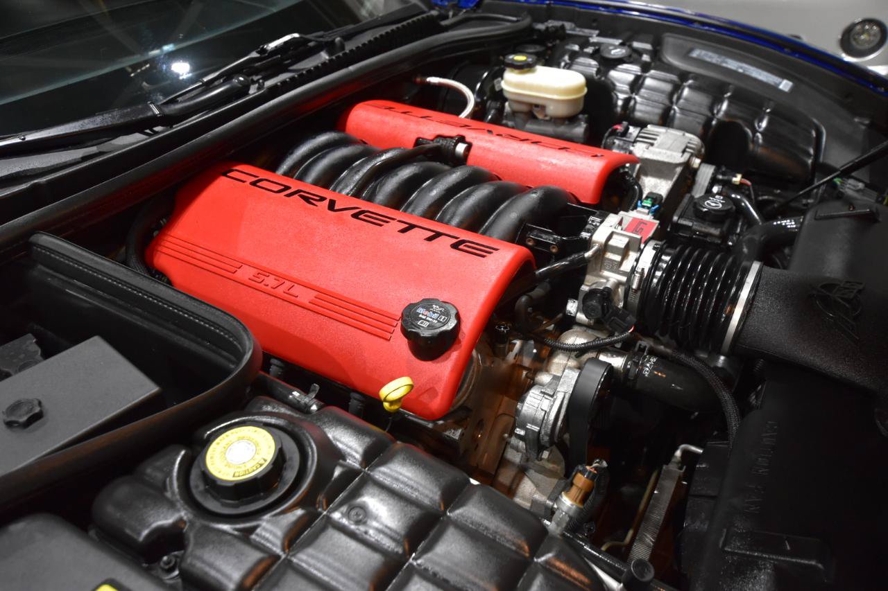 Used 2004 Chevrolet Corvette Z06 w/ Z06 Preferred Equipment Group RWD image 31