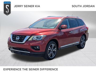 Used 2017 Nissan Pathfinder Platinum w/ Family Entertainment Package