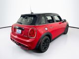 Used 2019 MINI Cooper S image 5