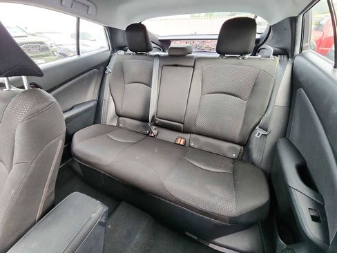 Used 2022 Toyota Prius LE image 22