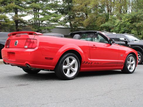Used 2006 Ford Mustang GT image 9