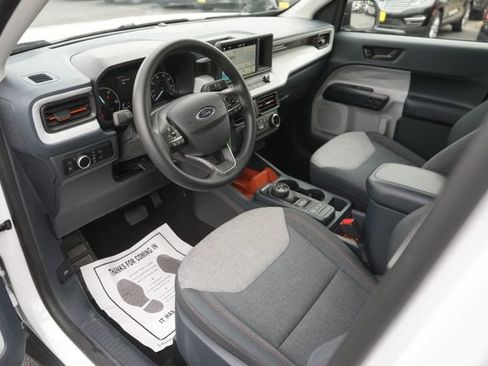 Certified 2024 Ford Maverick XLT image 8