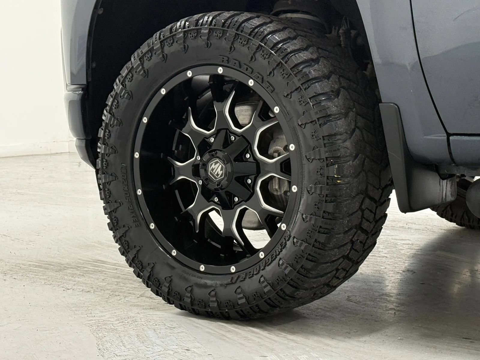 Used 2020 Chevrolet Silverado 1500 RST w/ Texas Edition RWD image 34