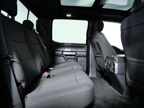 Used 2018 Ford F150 XLT w/ Equipment Group 302A Luxury AWD/4WD image 15