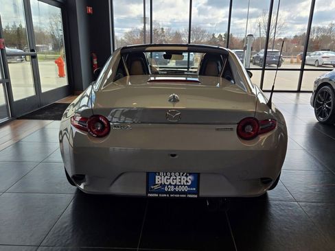 New 2026 MAZDA MX-5 Miata RF Grand Touring RWD image 10
