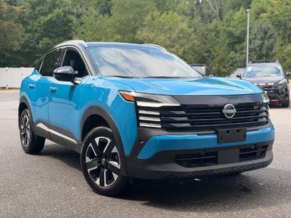 Certified 2025 Nissan Kicks SR