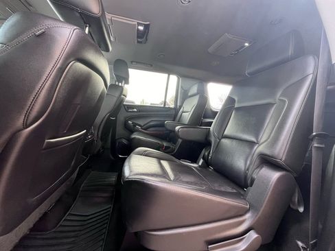 Used 2015 Chevrolet Suburban LTZ image 12