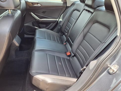 Used 2024 Volkswagen Jetta SE FWD image 23