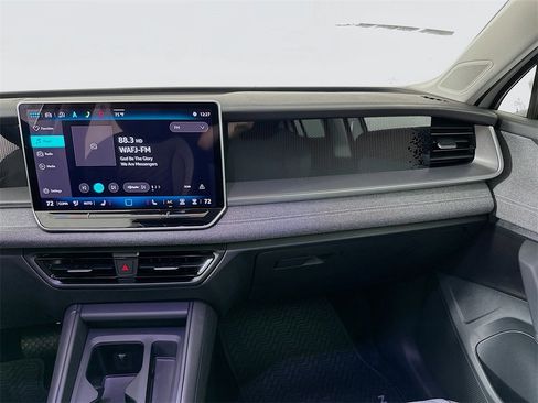 New 2025 Volkswagen Tiguan S image 20