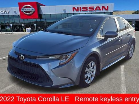 Used 2022 Toyota Corolla LE image 7
