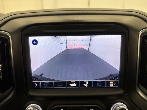 Used 2021 GMC Sierra 2500 AT4 w/ AT4 Premium Plus Package AWD/4WD image 34