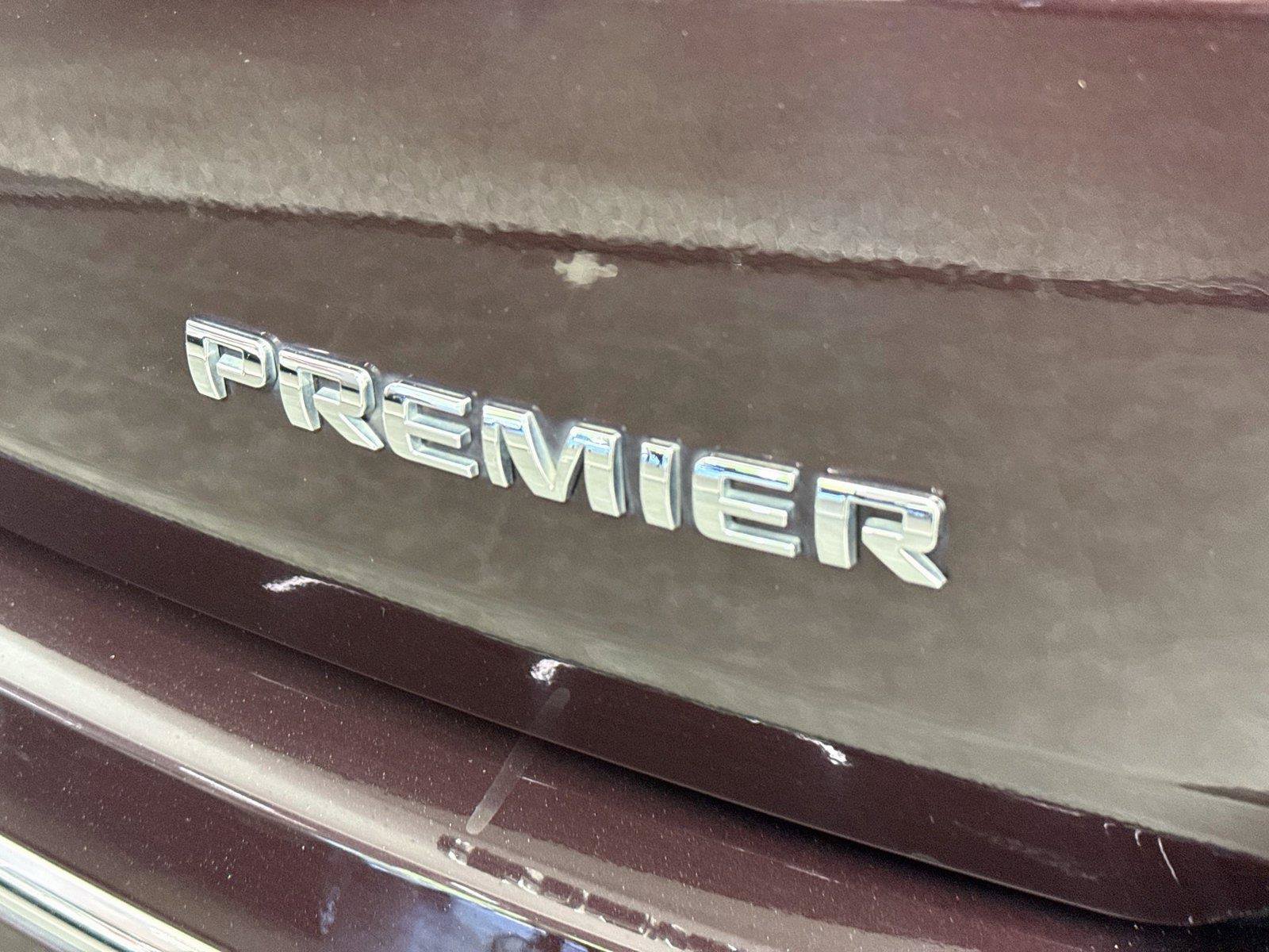 Used 2022 Chevrolet Traverse Premier AWD/4WD image 15
