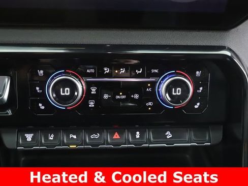 Used 2025 GMC Sierra 2500 AT4 AWD/4WD image 4