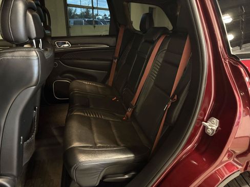 Used 2018 Jeep Grand Cherokee Trackhawk AWD/4WD image 31