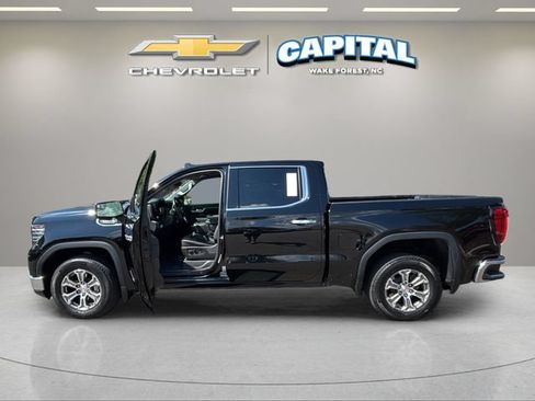 Used 2025 GMC Sierra 1500 SLT RWD image 3