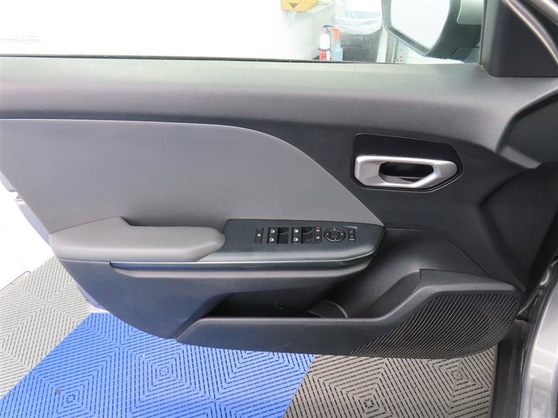 Used 2025 Kia K4 FWD image 14