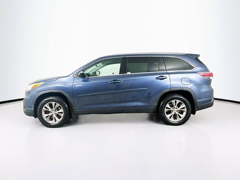 Used 2015 Toyota Highlander XLE image 4