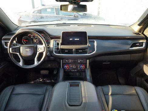 Used 2021 Chevrolet Tahoe Z71 w/ Luxury Package AWD/4WD image 9