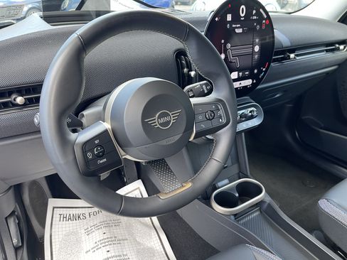 Used 2025 MINI Cooper S FWD image 11