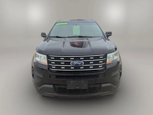 Used 2016 Ford Explorer 4WD image 2