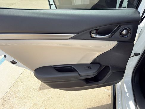 Used 2017 Honda Civic Sport Touring image 14